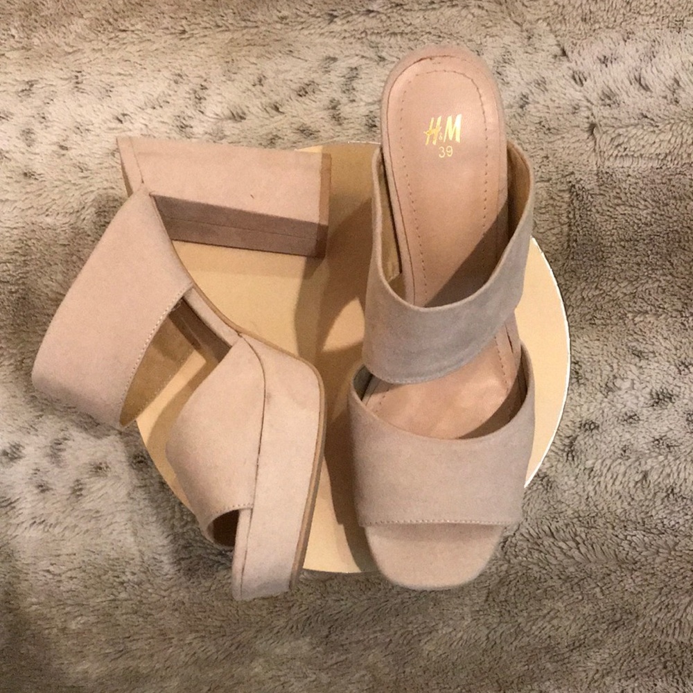 -Never Worn- H&M Platform Slides, Cream, 39